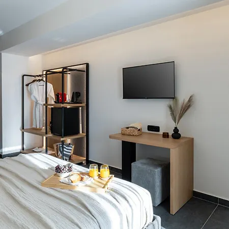 Skia By Premium Key * Skiathos-Stadt